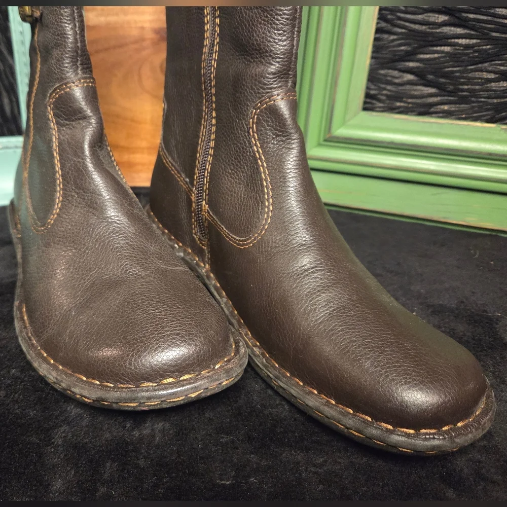 NWT Born Dark Brown Mahogany 'LORA' Leather Moto Boots (In The Box) Sz 8/39 - Picture 6 of 12